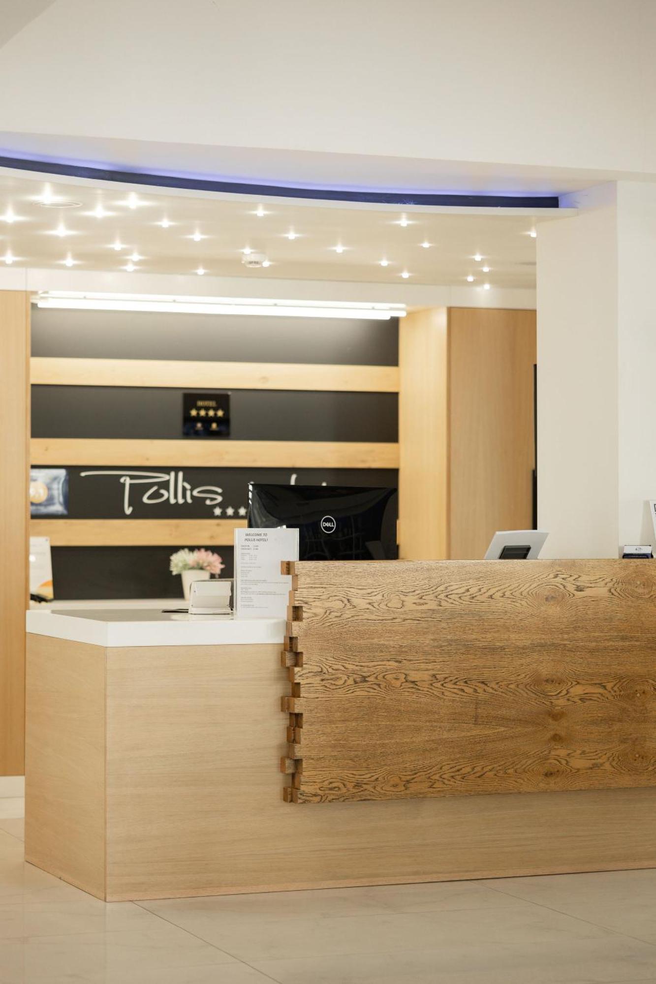 Pollis Hotel Херсонисос Екстериор снимка