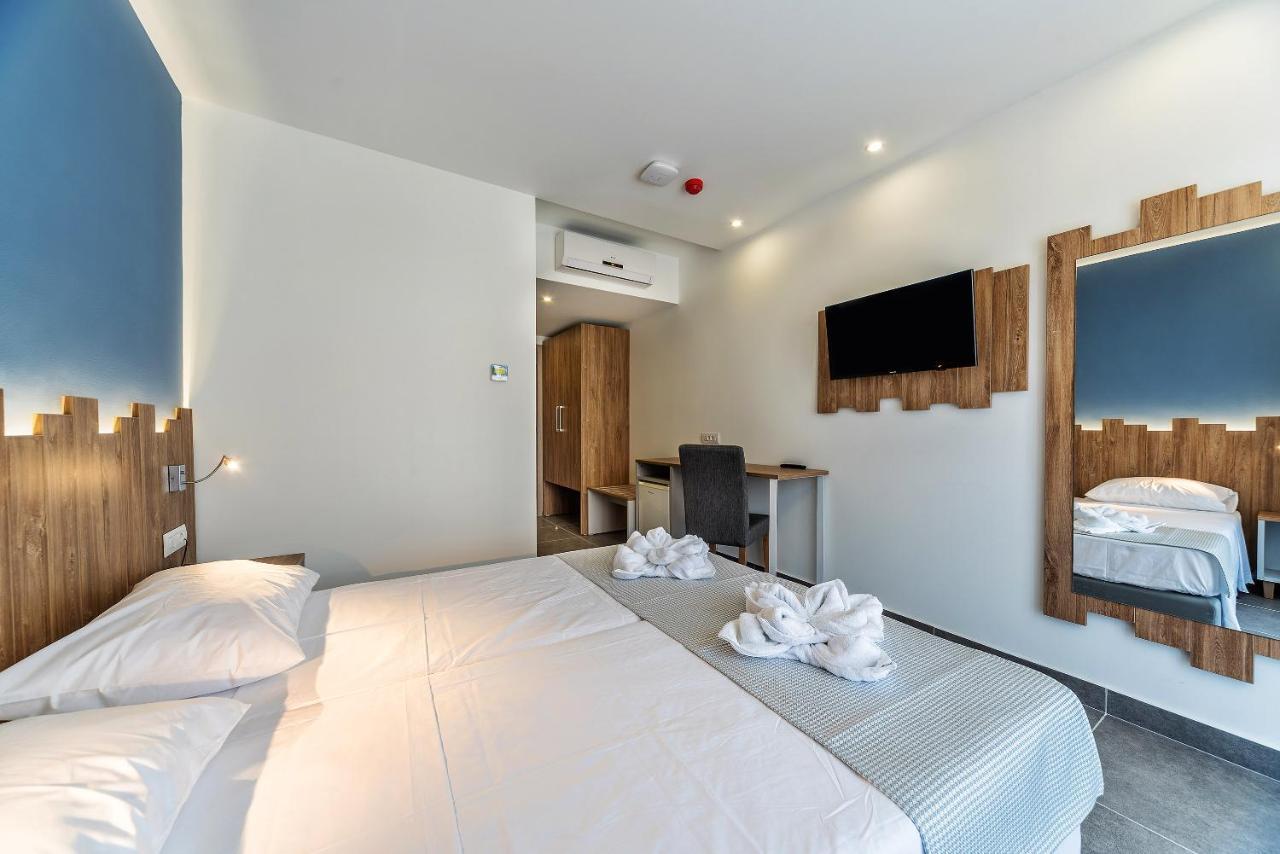 Pollis Hotel Херсонисос Екстериор снимка